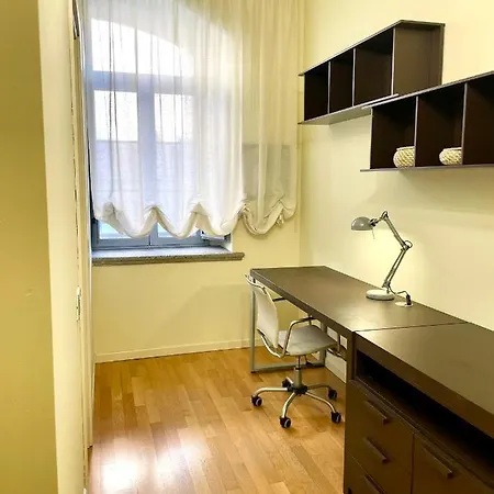 Luxury Four-room In Centro - 2 Min Walk To Train Station Apartment *