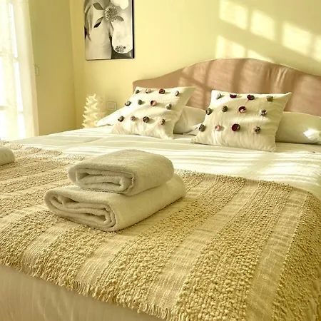 Luxury Four-room In Centro - 2 Min Walk To Train Station Apartment Monza