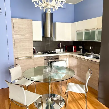 Luxury Four-room In Centro - 2 Min Walk To Train Station * Monza