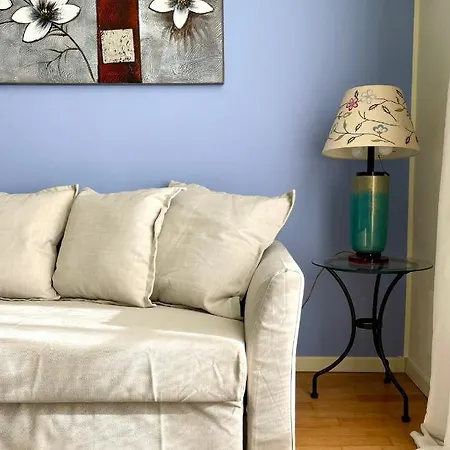 Apartment Luxury Four-room In Centro - 2 Min Walk To Train Station