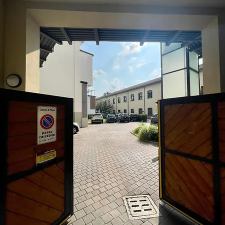 Luxury Four-room In Centro - 2 Min Walk To Train Station Apartment