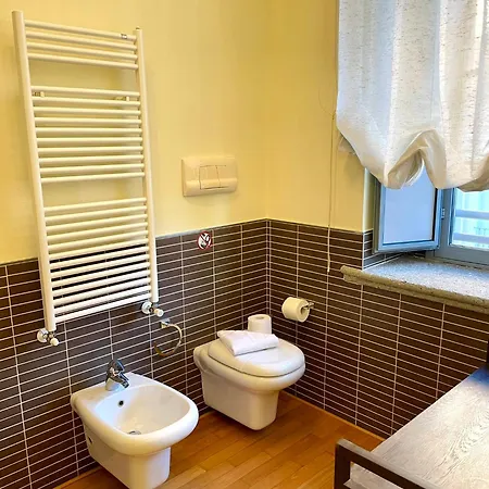 Luxury Four-room In Centro - 2 Min Walk To Train Station Monza